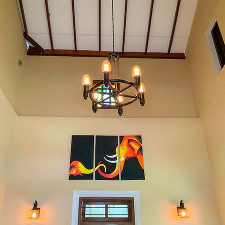 Headman House Antique Villa - A Seaside Royal Stay Ahangama Exterior foto