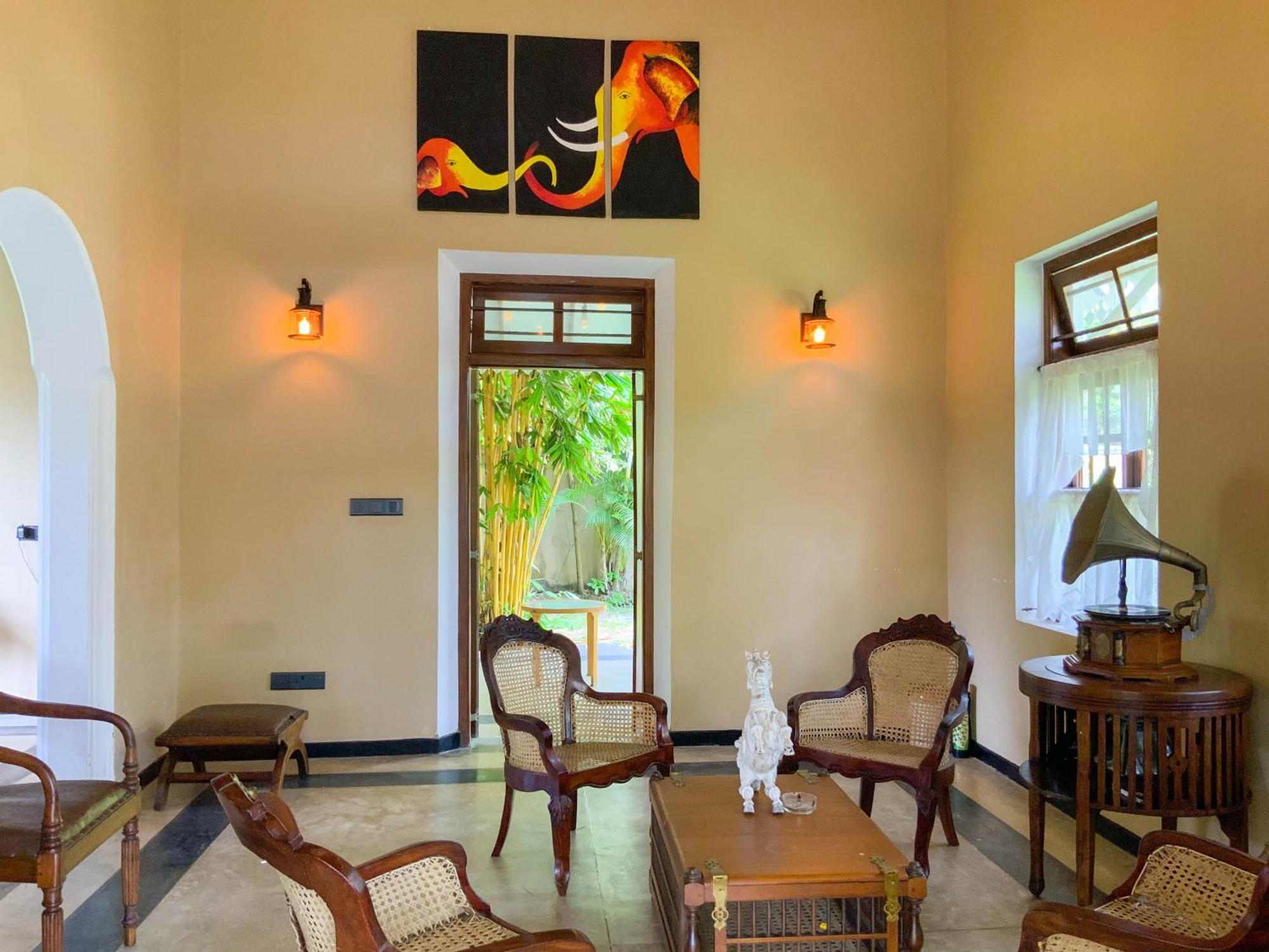 Headman House Antique Villa - A Seaside Royal Stay Ahangama Exterior foto