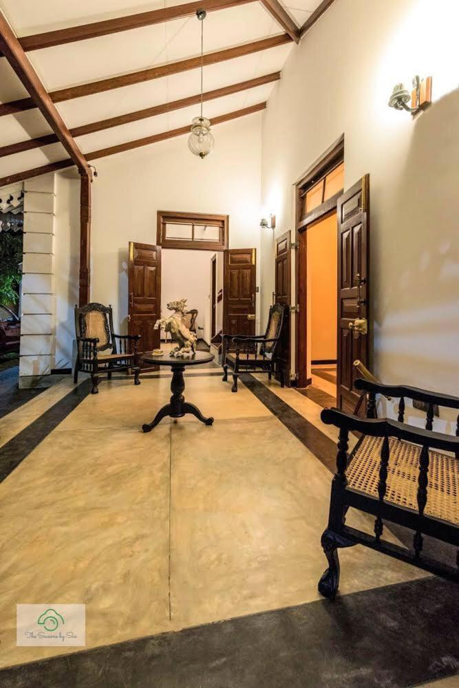 Headman House Antique Villa - A Seaside Royal Stay Ahangama Exterior foto