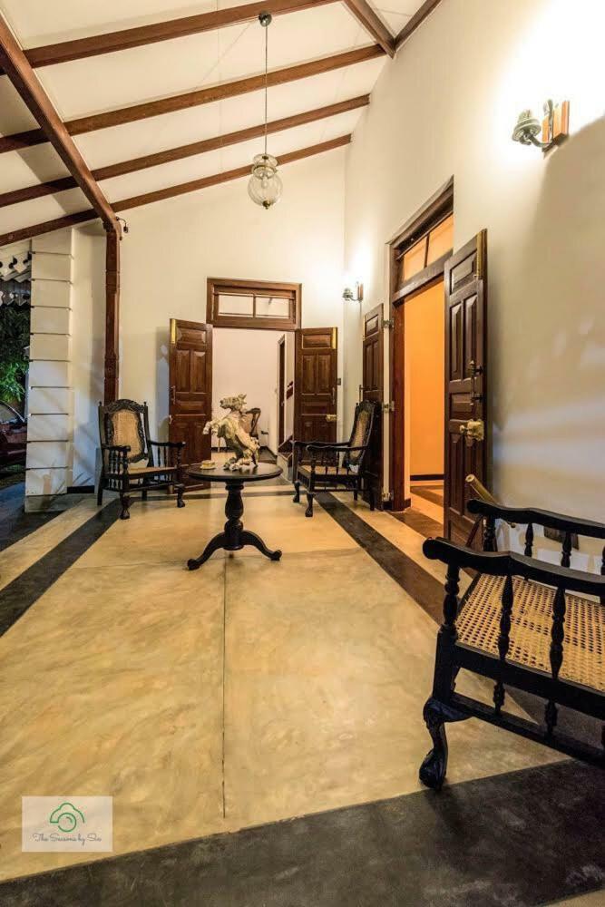 Headman House Antique Villa - A Seaside Royal Stay Ahangama Exterior foto